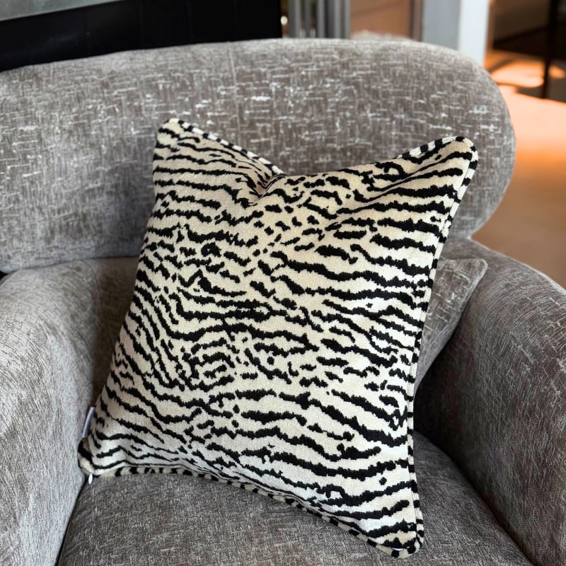 Clava CC 50x50 black/white  — kuva 1