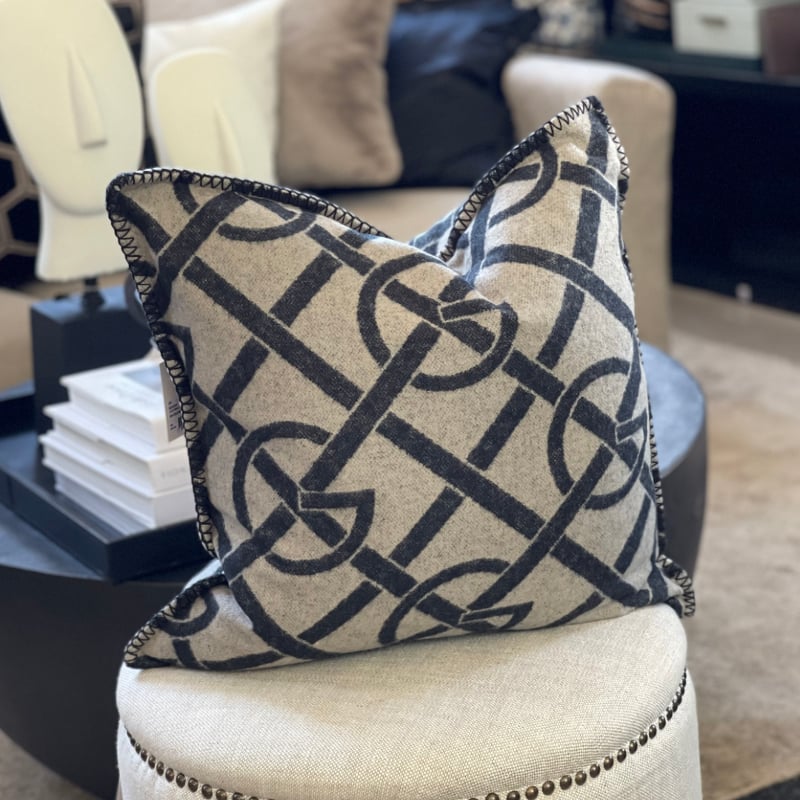 G-Pattern Cushion cold beige Gant Home  — kuva 1