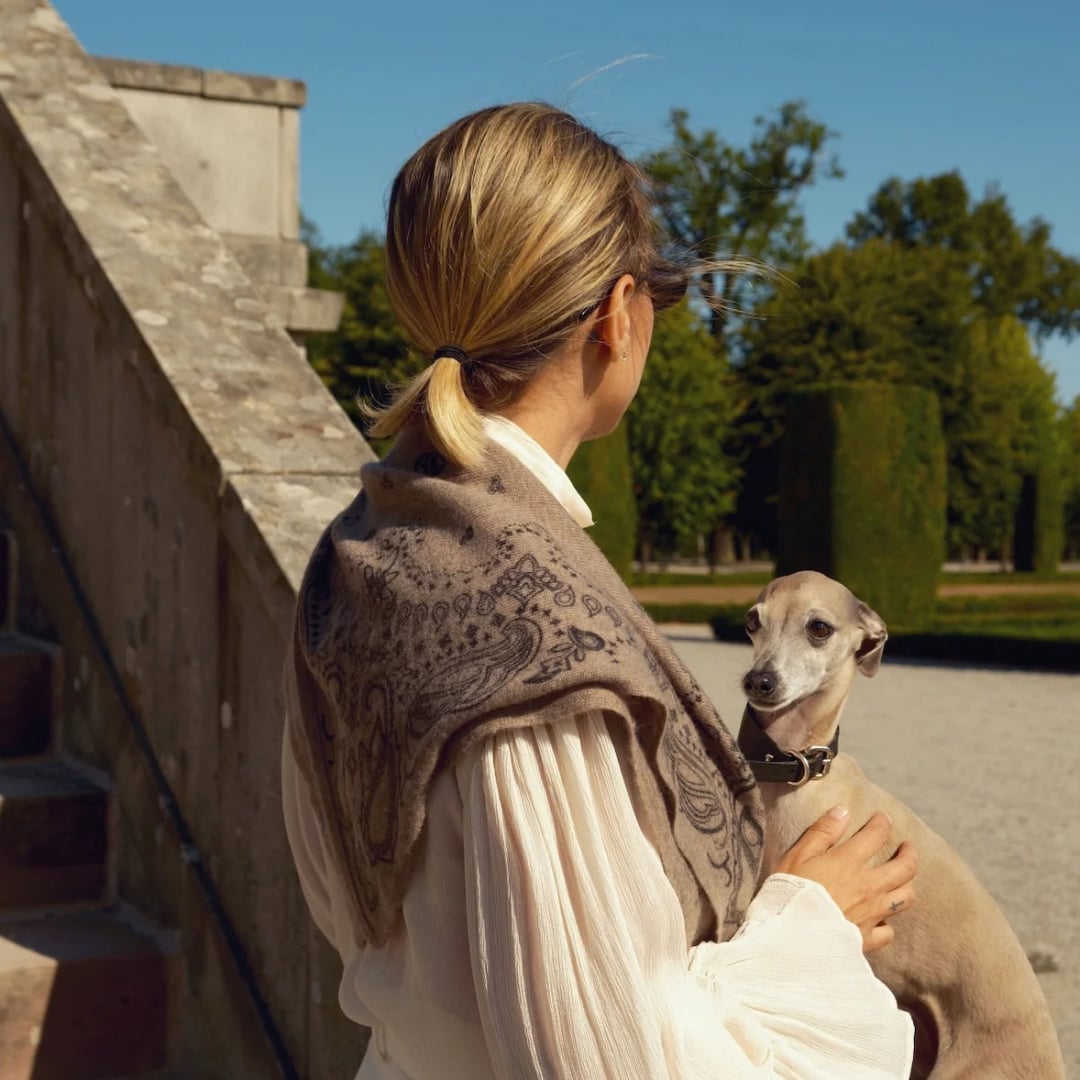 Cashmere Paisley Scarf greige 65 cm lescarf  — kuva 3
