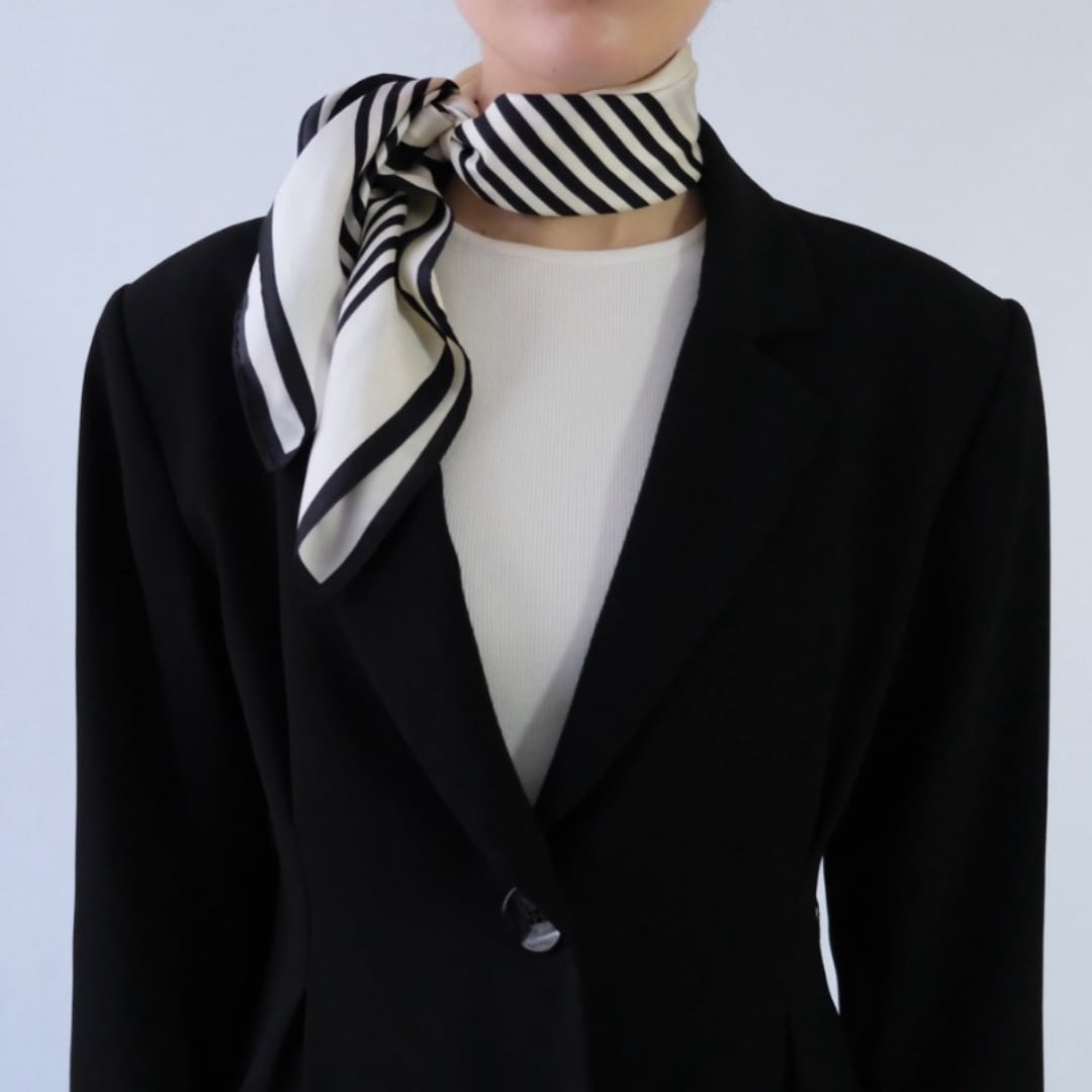 Scarf No.1 cream/black 65 cm lescarf  — kuva 3