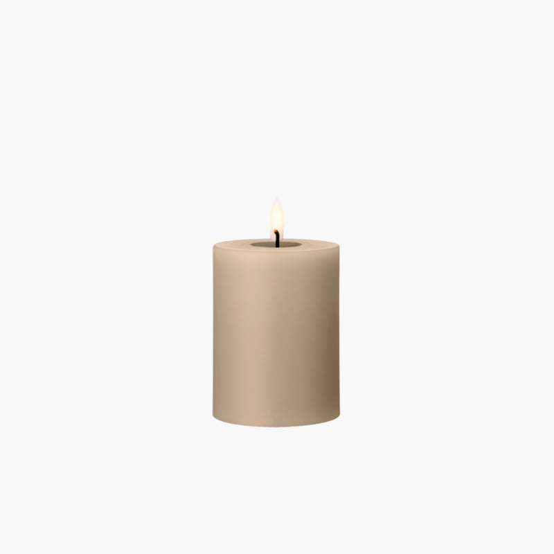 LED Pillar Candle 7,5x10 cm nougat Ester & Erik 