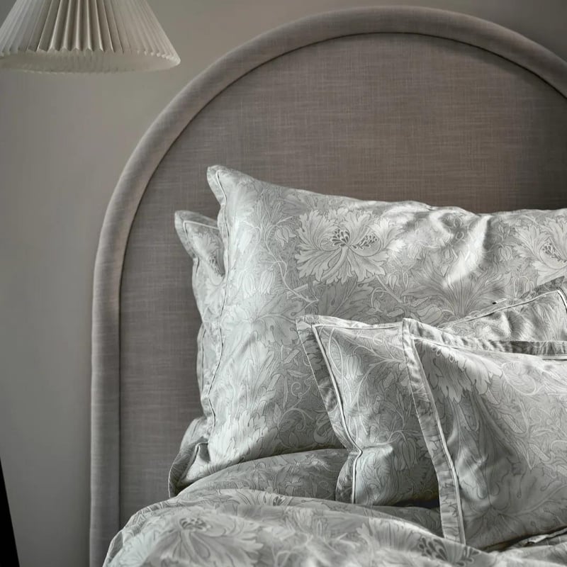 Honeysuckle & Tulip Pillow Case 50x60 grey Mille Notti  — kuva 1