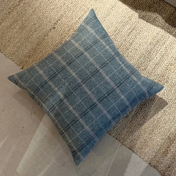 Mulberry Bowmont CC 50x50 dove 