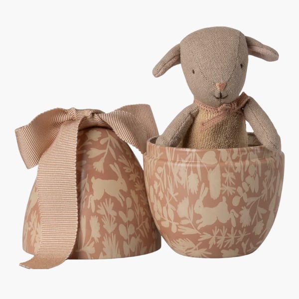 Pääsiäismuna pienellä lampaalla, puuteri, Maileg