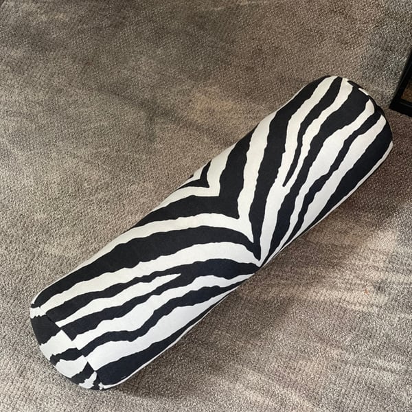 Zebra Bolster black 