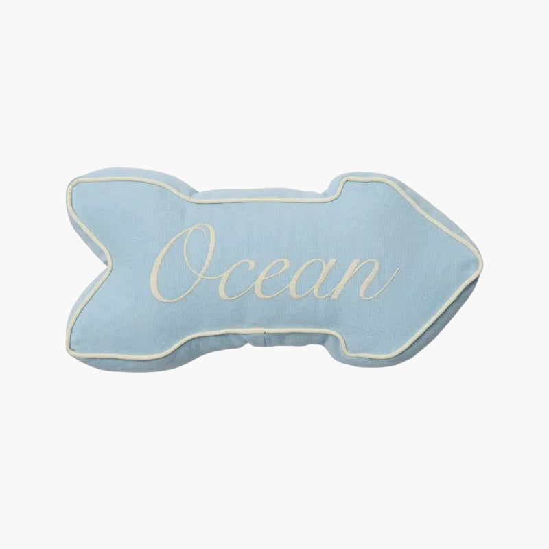 RM Beach Sign Box Pillow  — kuva 1