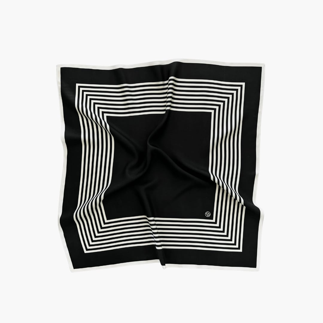 Scarf No.2  black/cream 65 cm lescarf  — kuva 1